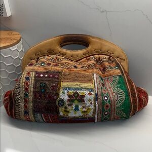 VNTG. ONE of a KIND! Nancy Heller Bohemian Patchwork Handbag w/ leather handles